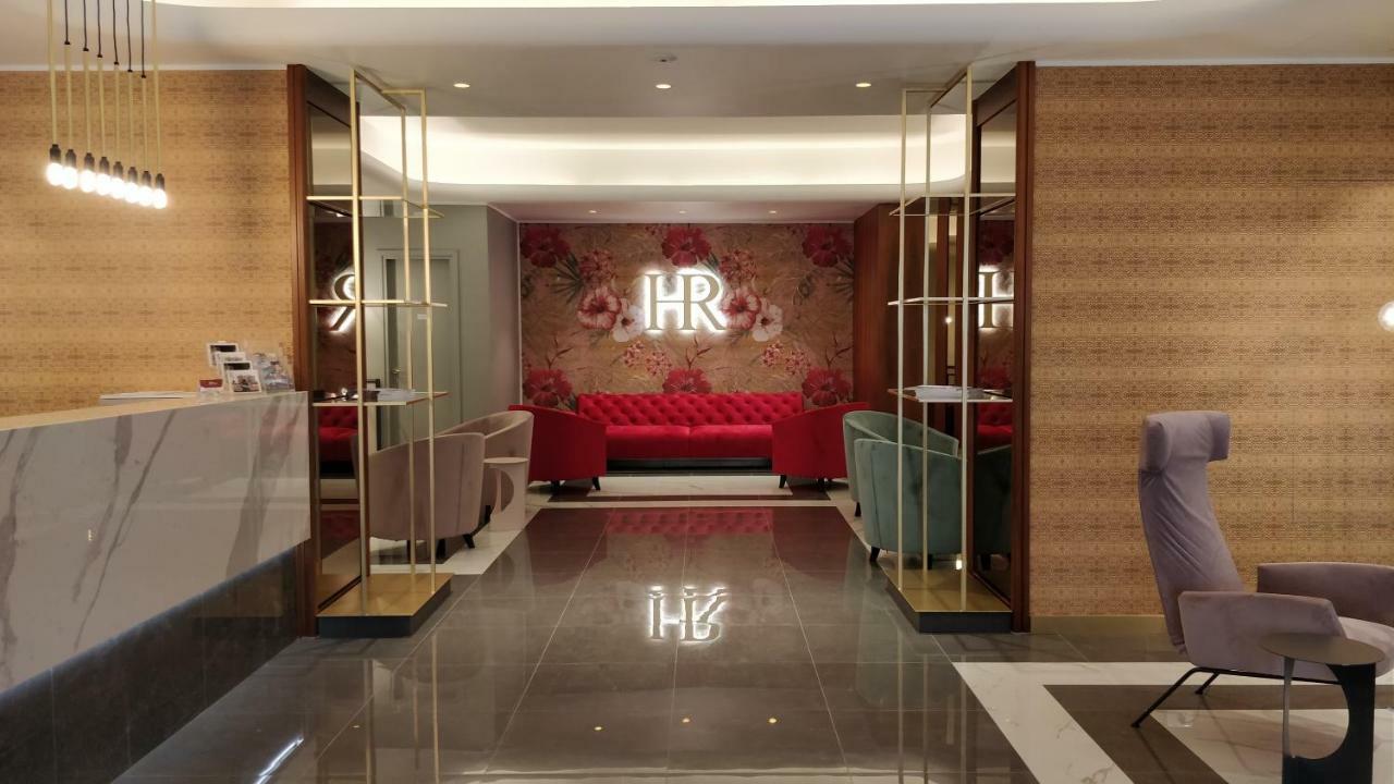 Hotel Roma Триест Экстерьер фото